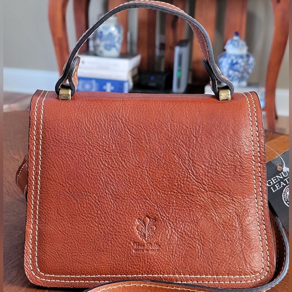 GENUINE ITALIAN LEATHER PURSE BNWT - Picture 2 of 10